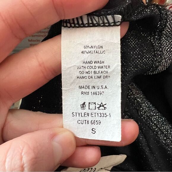 3 for $30! Olive tree glitter cropped tank - Picture 3 of 7